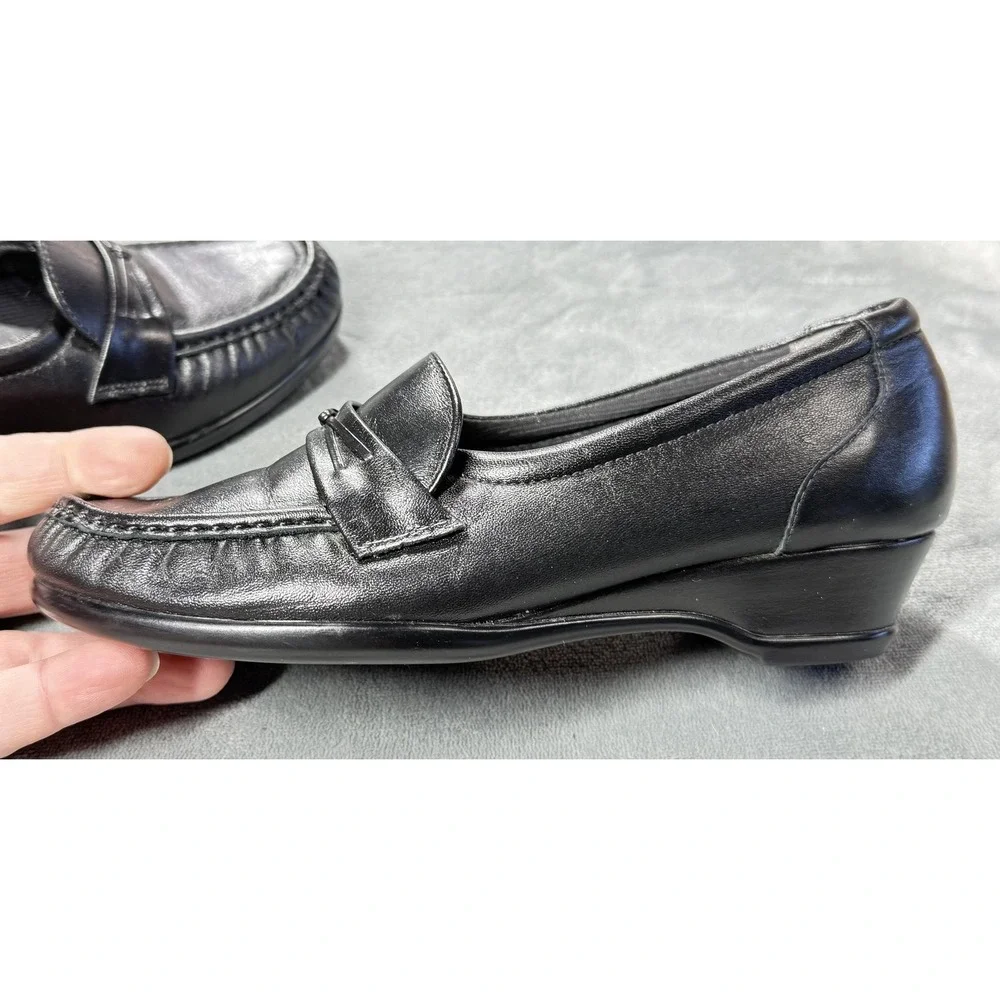 SAS Shoes Womens Size 5.5‎ Black Leather Tripad Comfort Wedge Loafers Slip On